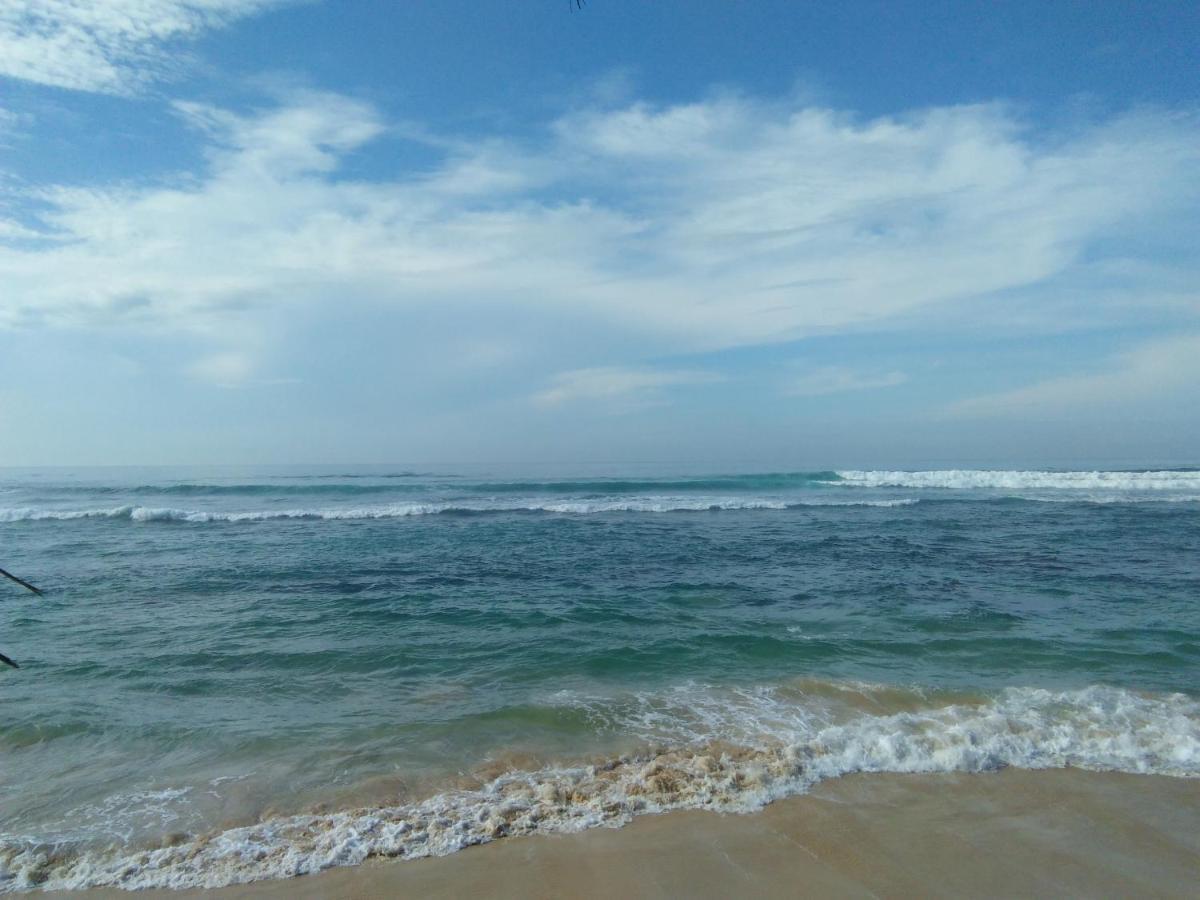 Rainbow Surf Beach 호텔 코갈라 외부 사진